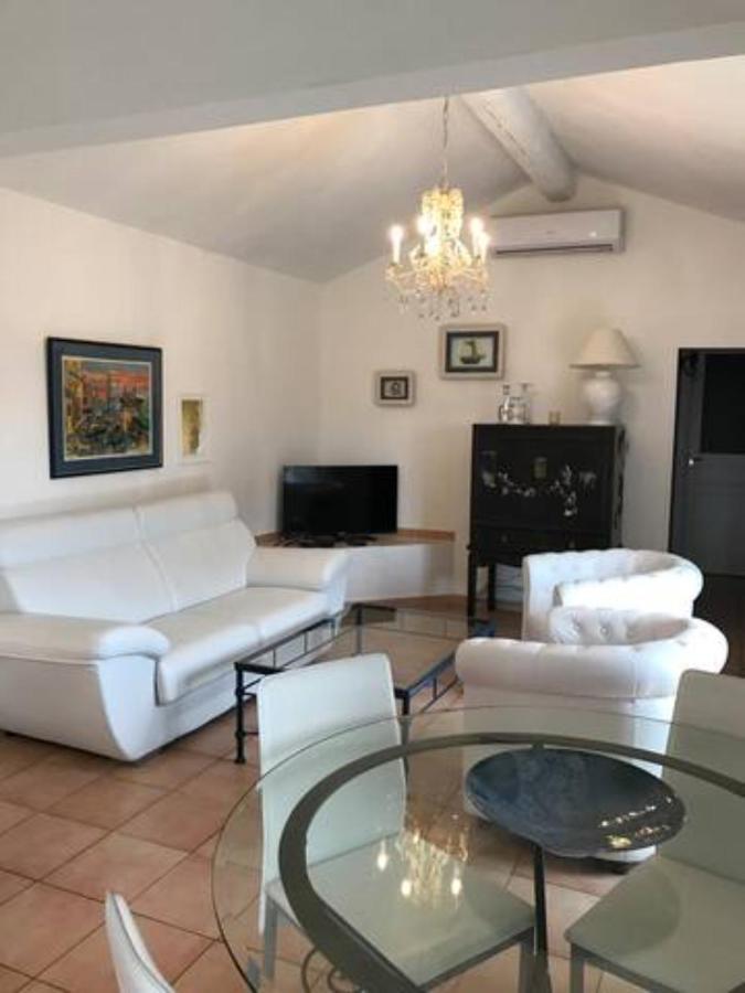 Villa Les Templiers - Petit BIZERTY 36 pers  Saint-Gilles  Exterior foto